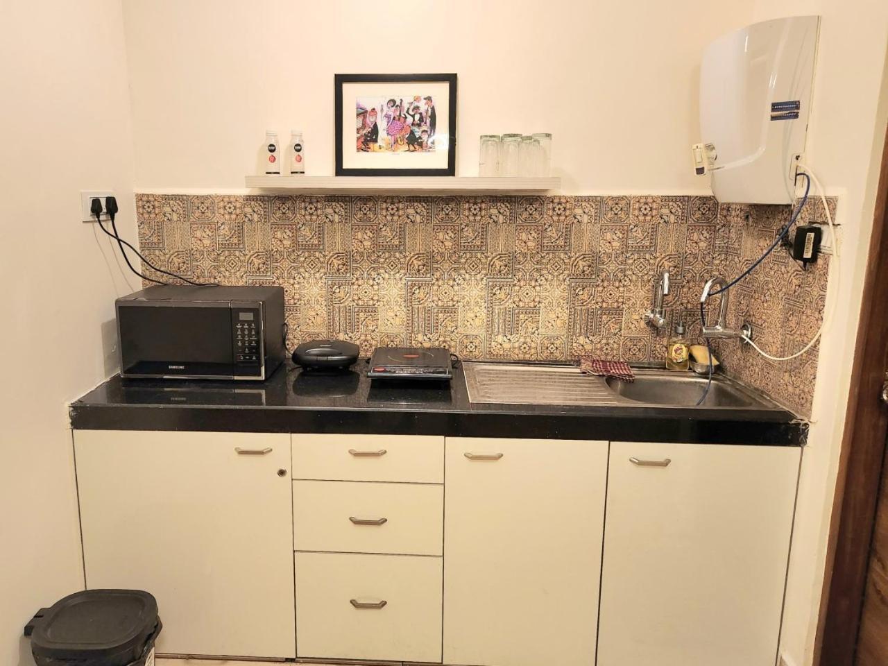 Beachside Apartment Vagator